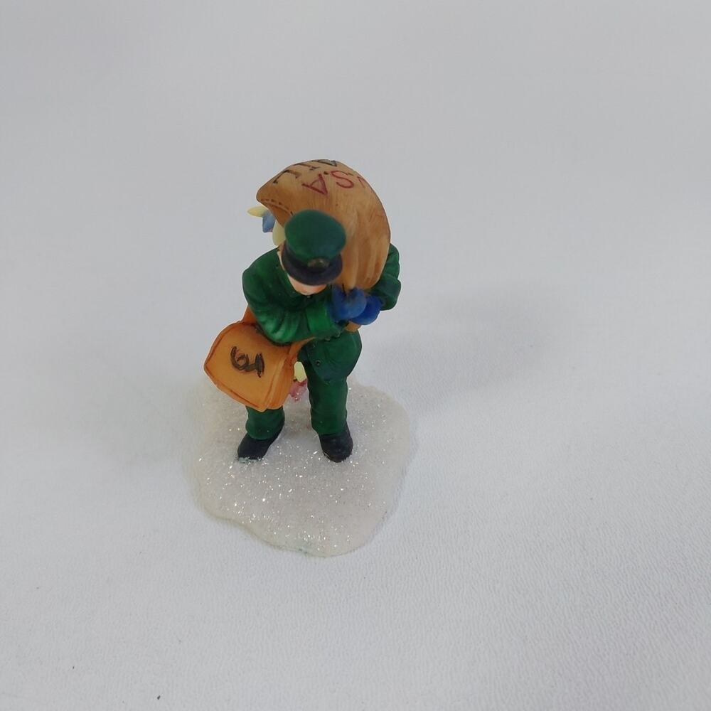 O’well Christmas Village Figurine Mail Carrier‎